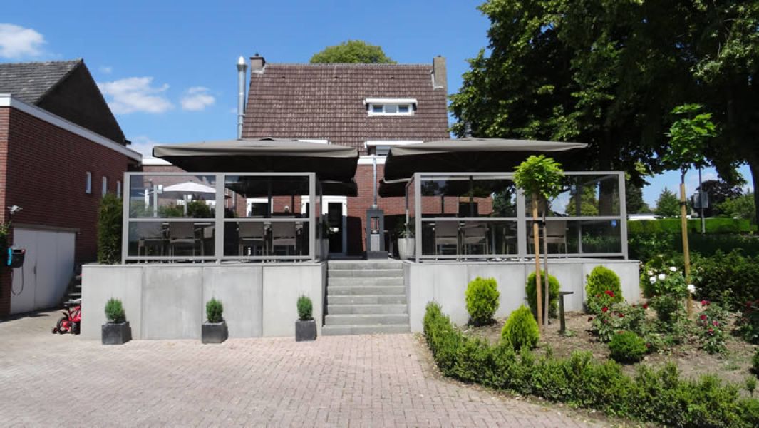 Buiten eten op ons terras